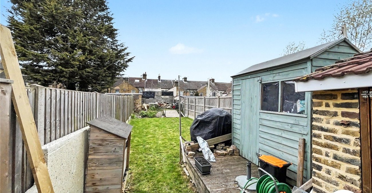 2 bedroom house for sale in Sittingbourne | Robinson Michael & Jackson