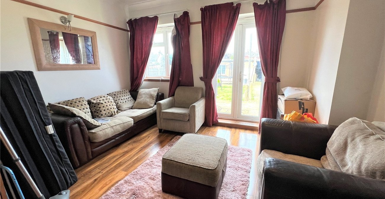 4 bedroom house for sale in Abbey Wood | Robinson Jackson