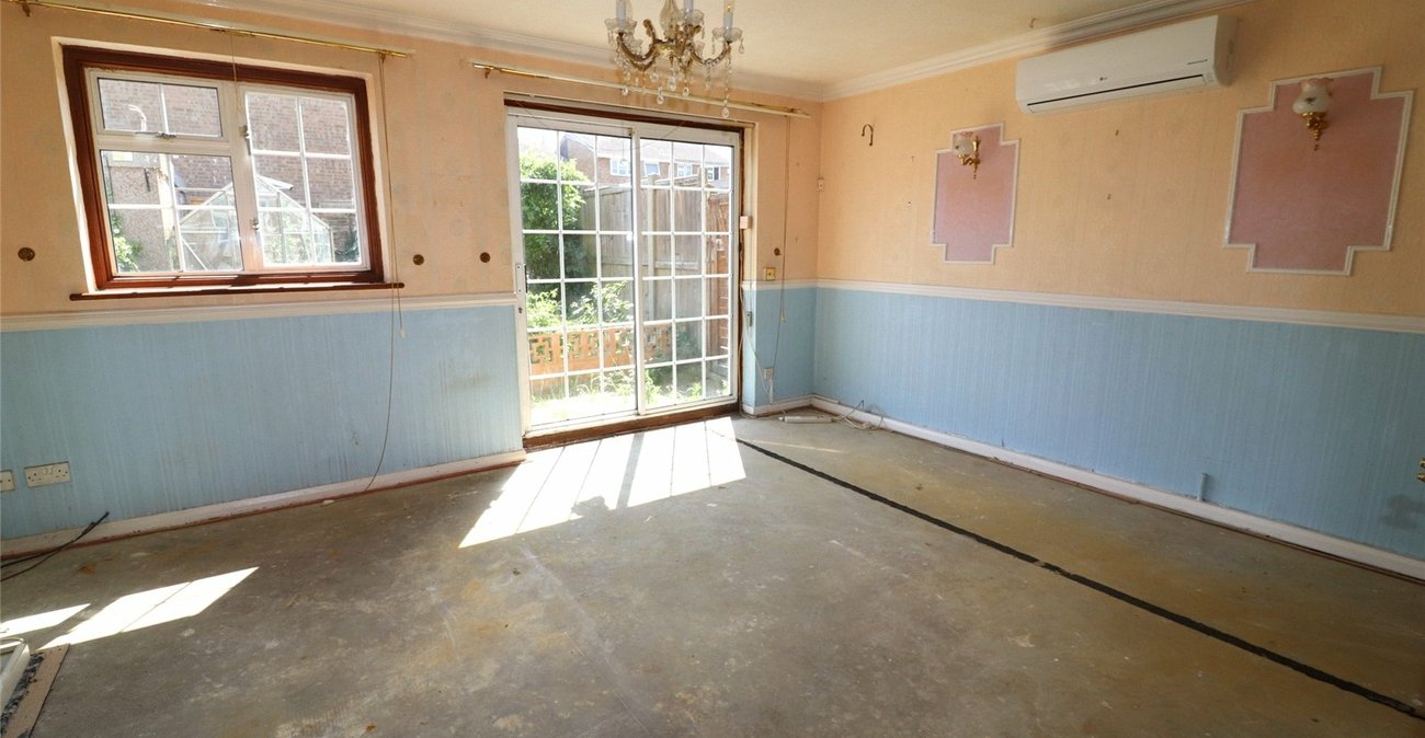 3 bedroom house for sale in Erith | Robinson Jackson