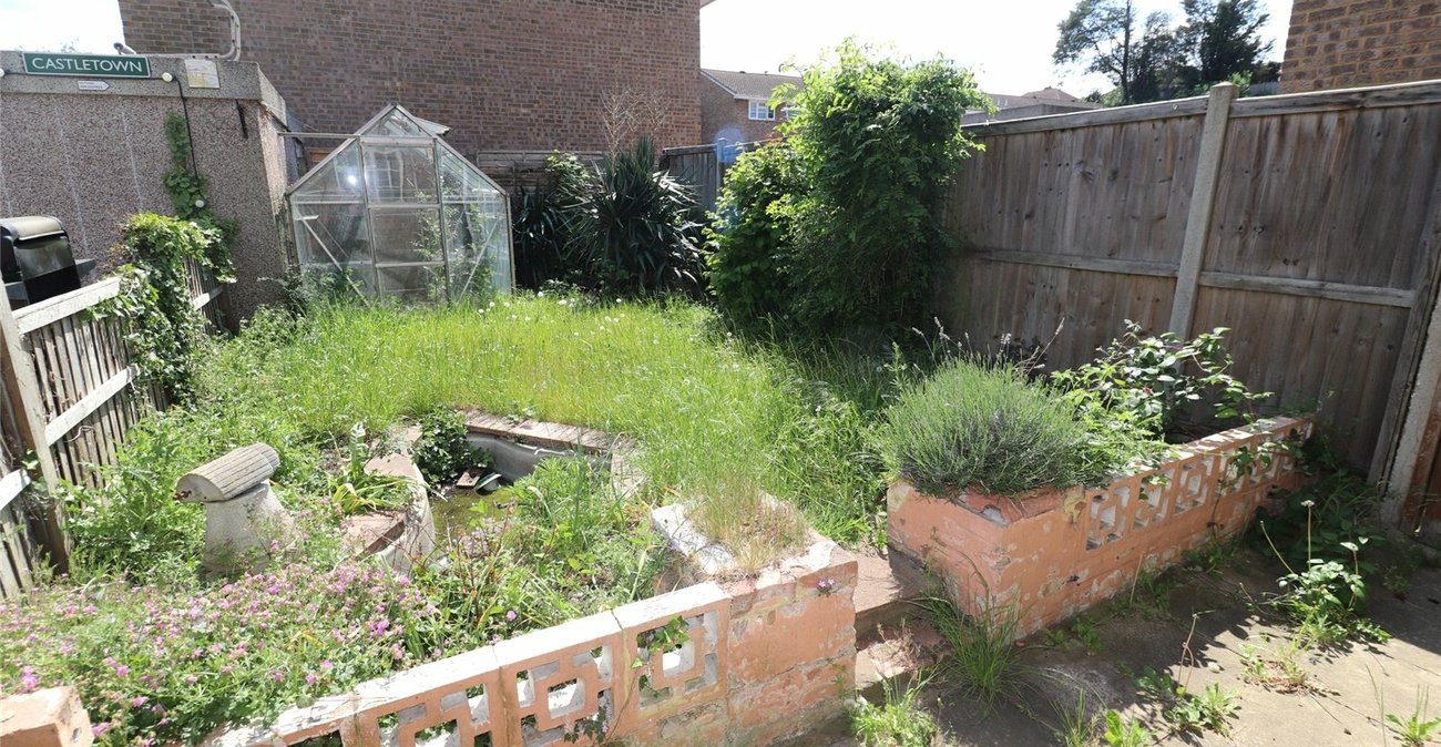 3 bedroom house for sale in Erith | Robinson Jackson