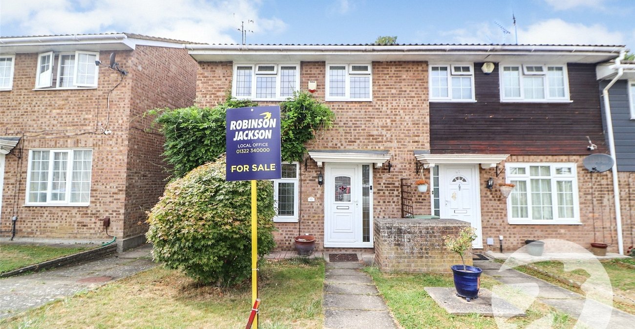 3 bedroom house for sale in Erith | Robinson Jackson