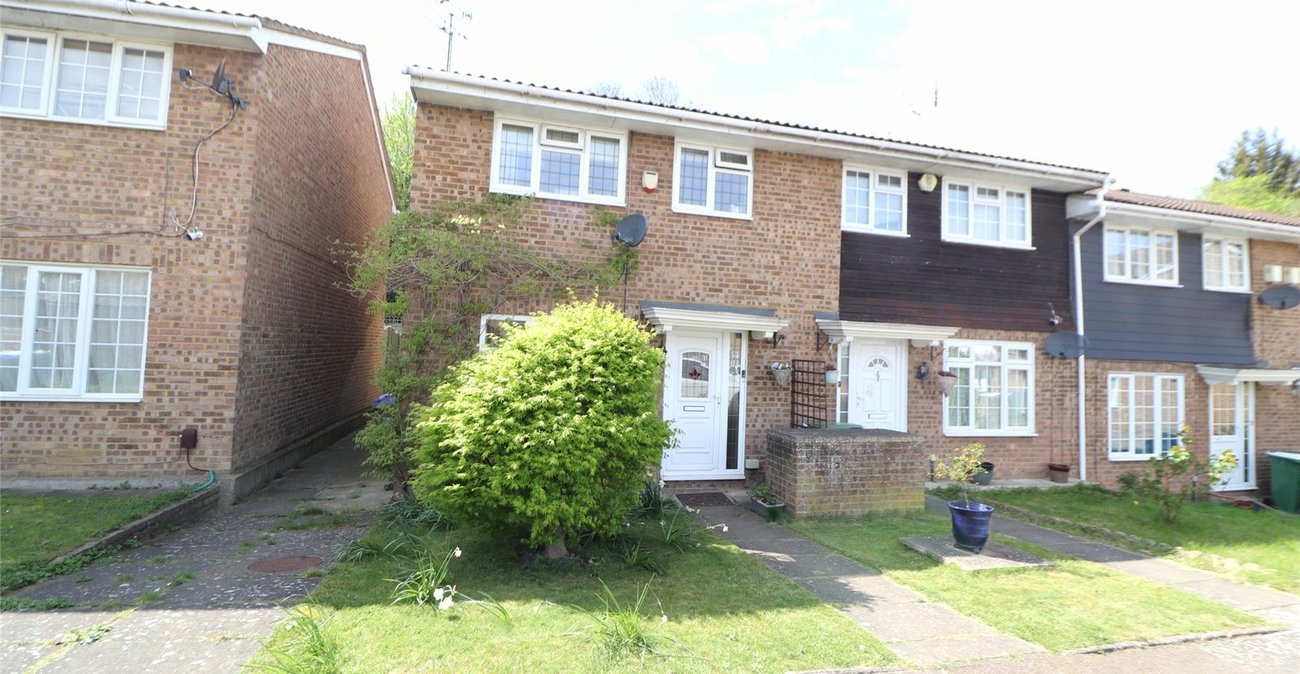 3 bedroom house for sale in Erith | Robinson Jackson