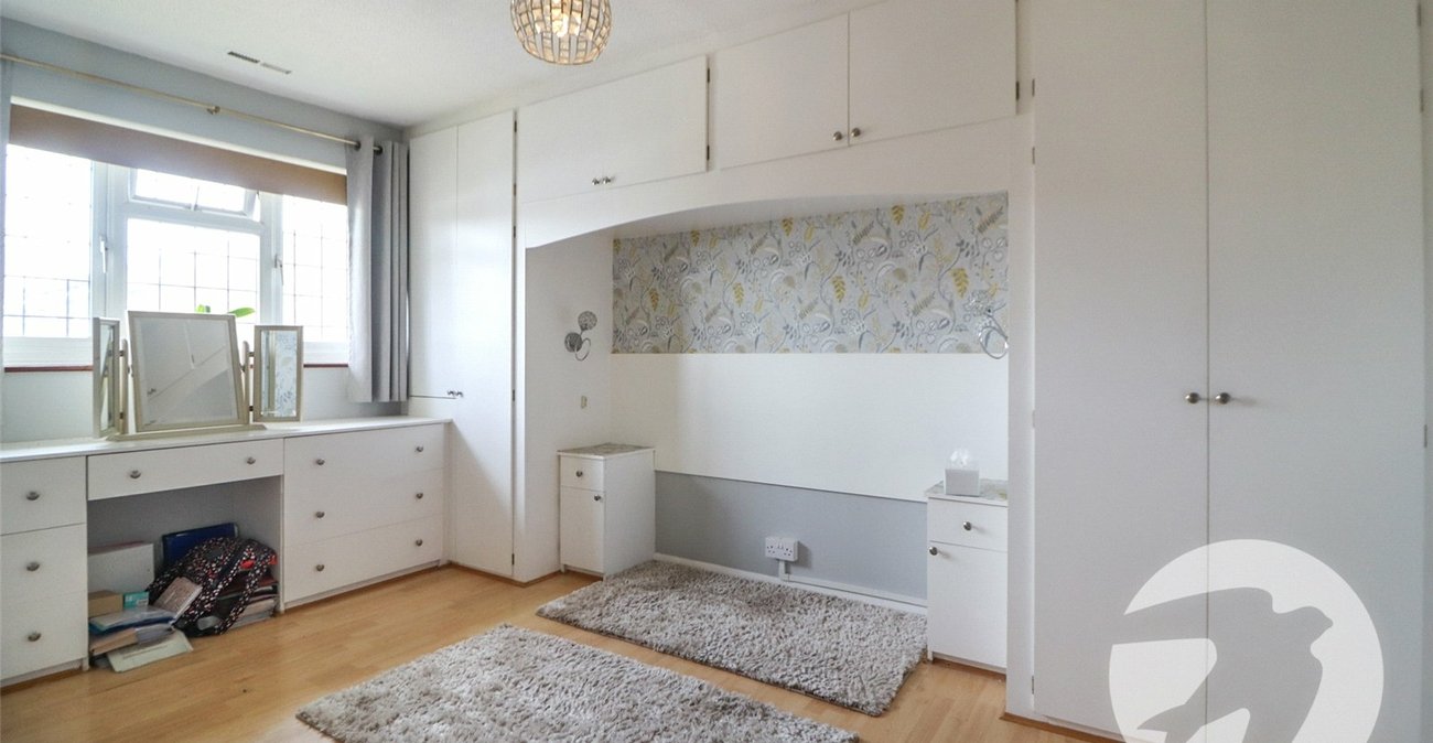 3 bedroom house for sale in Erith | Robinson Jackson