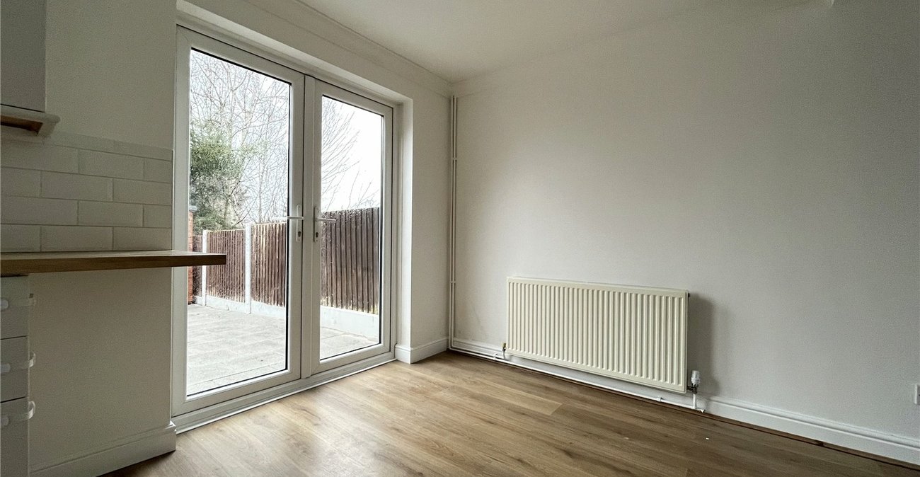 2 bedroom house for sale in Walderslade | Robinson Michael & Jackson