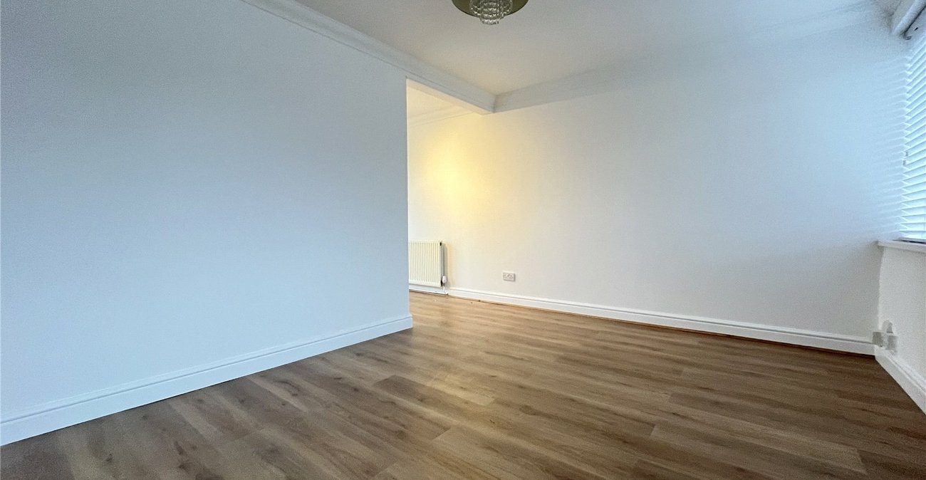 2 bedroom house for sale in Walderslade | Robinson Michael & Jackson