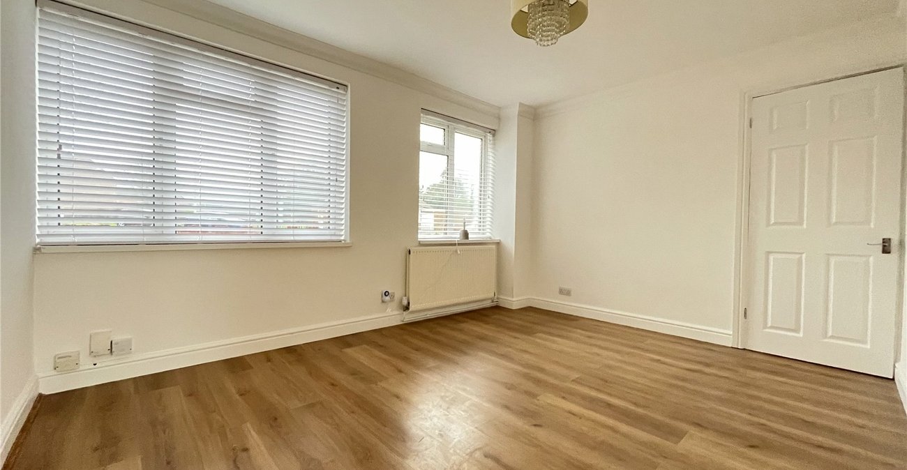 2 bedroom house for sale in Walderslade | Robinson Michael & Jackson