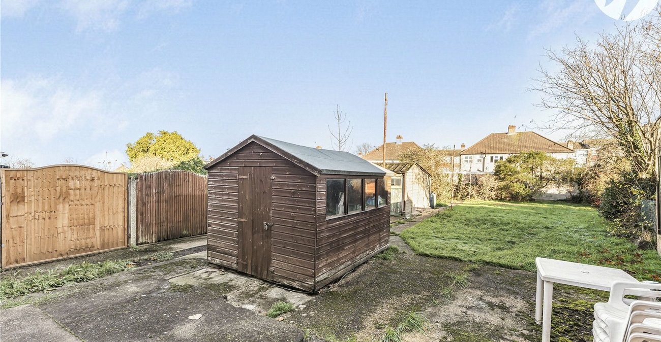 2 bedroom house for sale in Dartford | Robinson Jackson