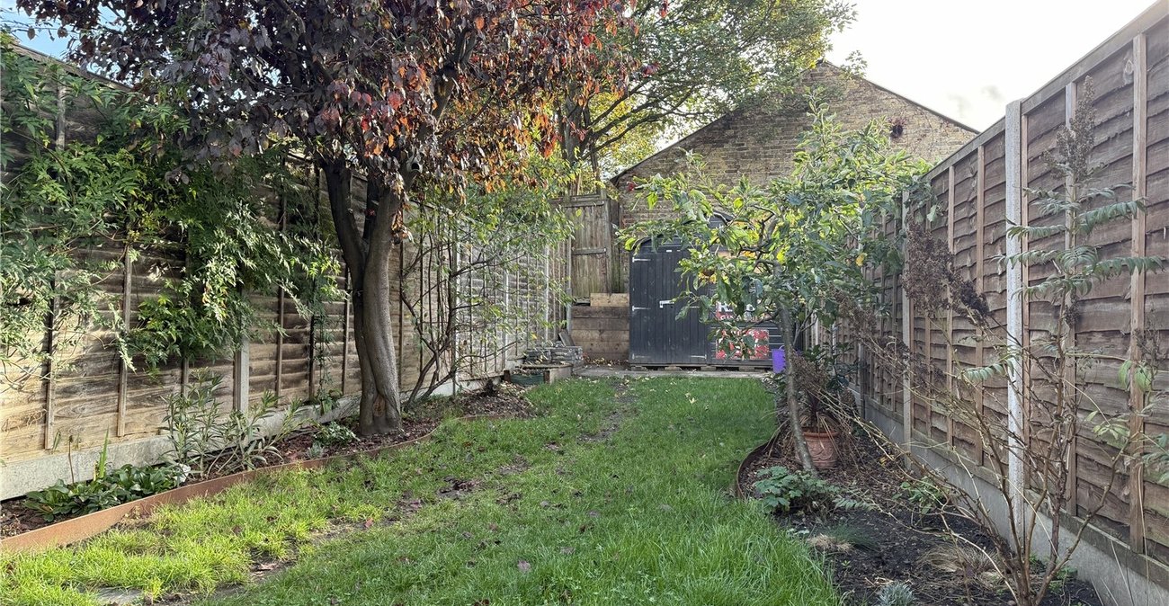 2 bedroom house for sale in Abbey Wood | Robinson Jackson