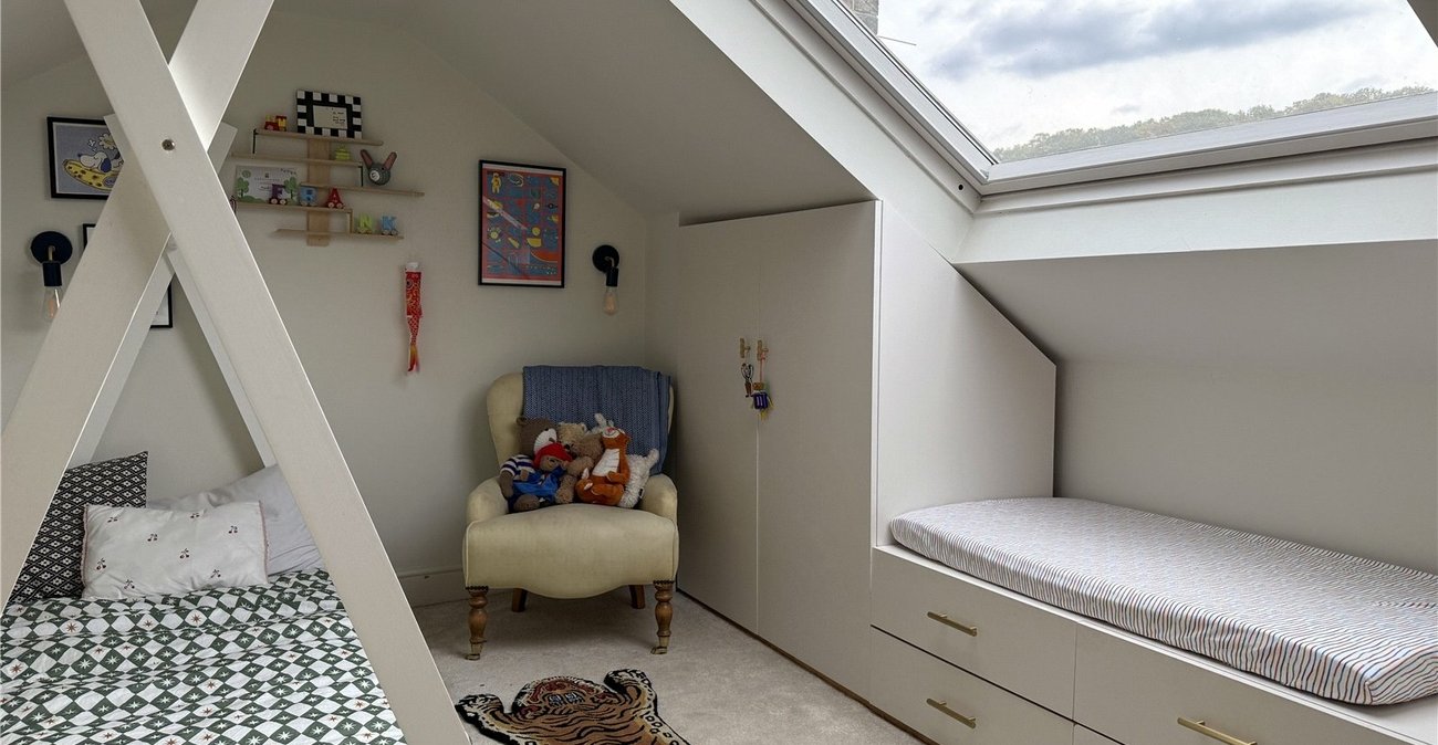 2 bedroom house for sale in Abbey Wood | Robinson Jackson