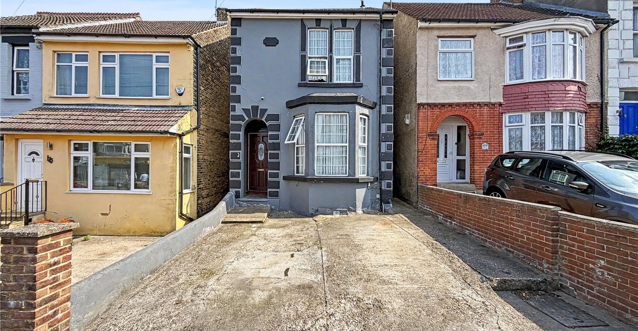 4 bedroom house for sale in Gillingham | Robinson Michael & Jackson