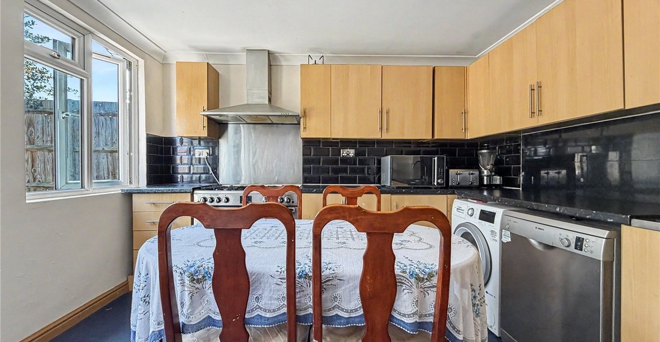 4 bedroom house for sale in Gillingham | Robinson Michael & Jackson