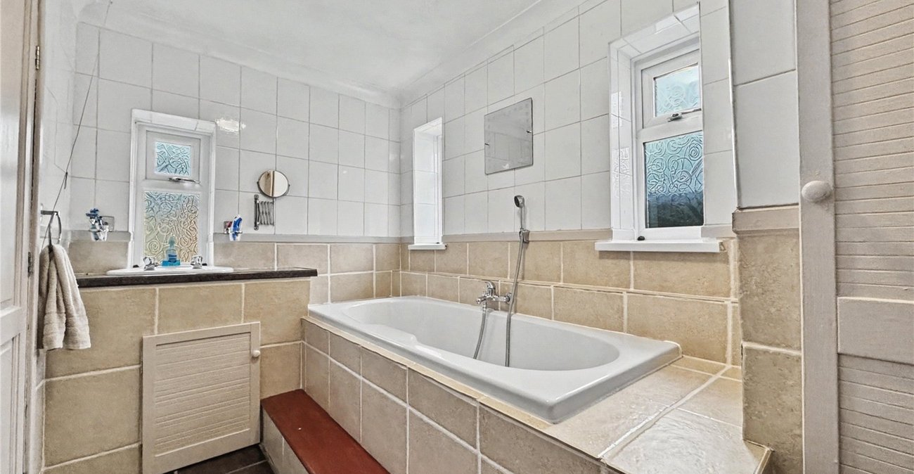 4 bedroom house for sale in Gillingham | Robinson Michael & Jackson