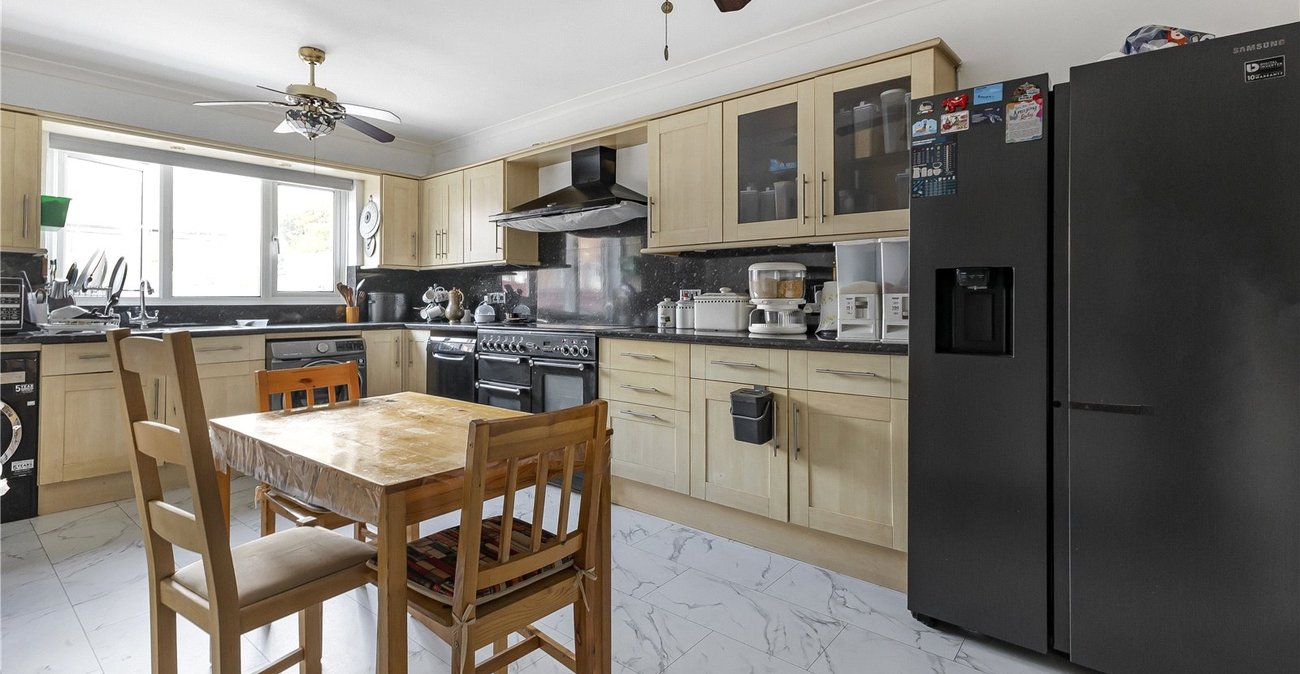 3 bedroom house for sale in Gillingham | Robinson Michael & Jackson