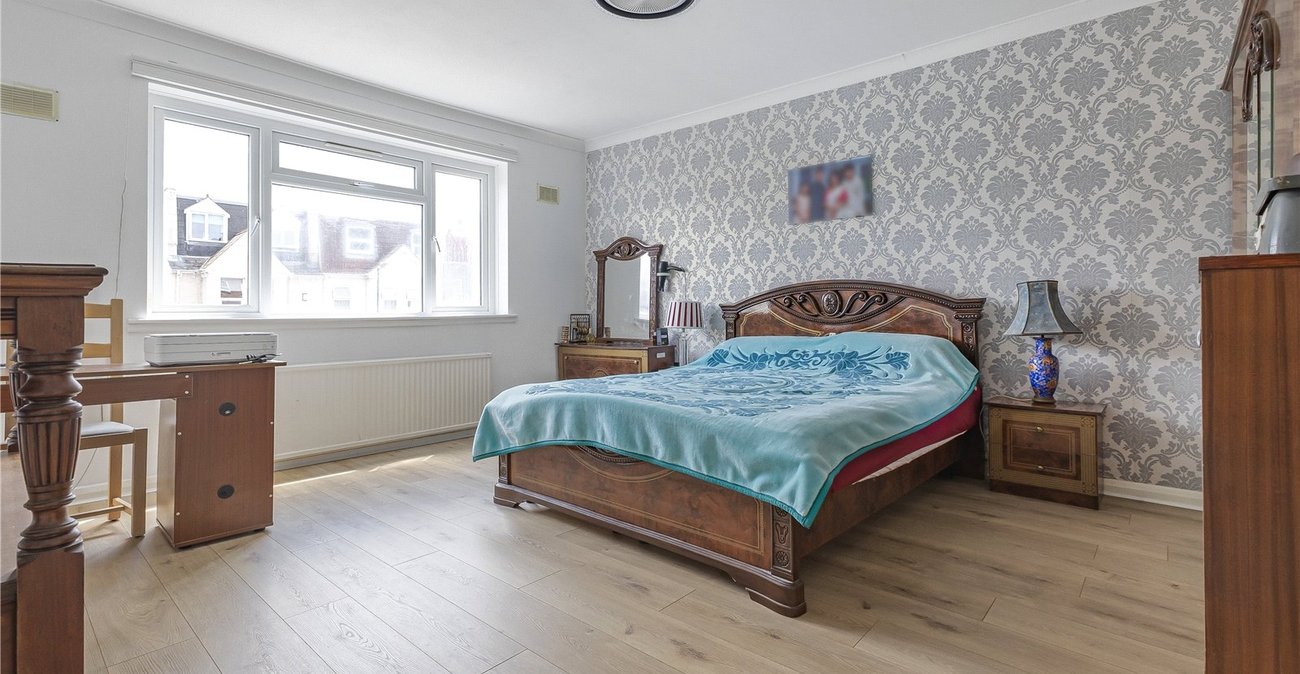 3 bedroom house for sale in Gillingham | Robinson Michael & Jackson