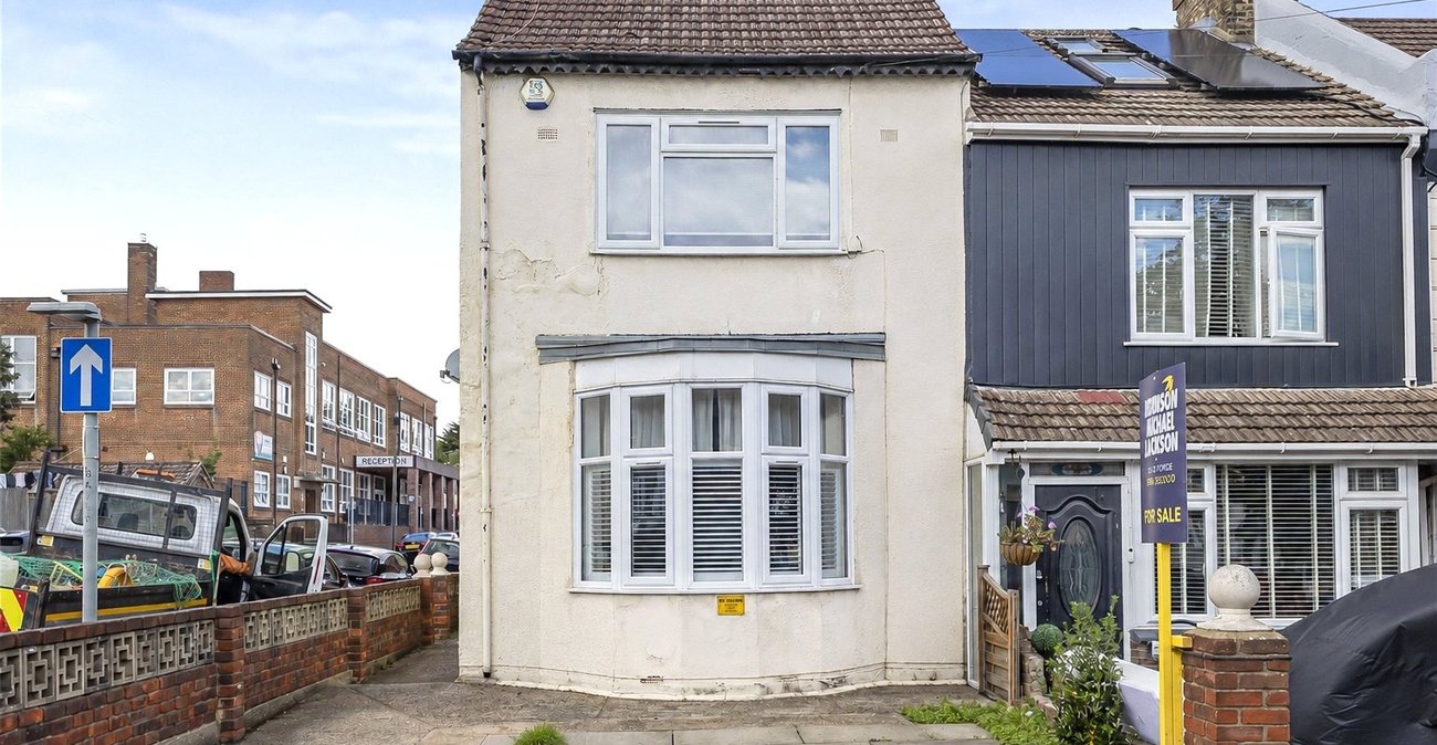 3 bedroom house for sale in Gillingham | Robinson Michael & Jackson
