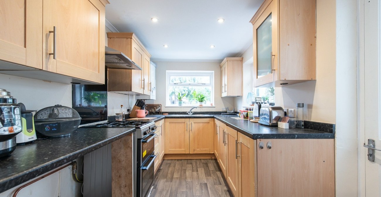 3 bedroom house for sale in Northfleet | Robinson Michael & Jackson