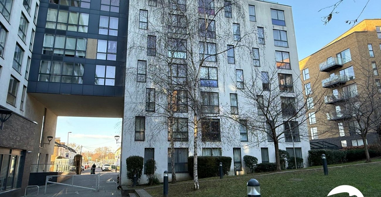 2 bedroom property for sale in Conington Road | Robinson Jackson