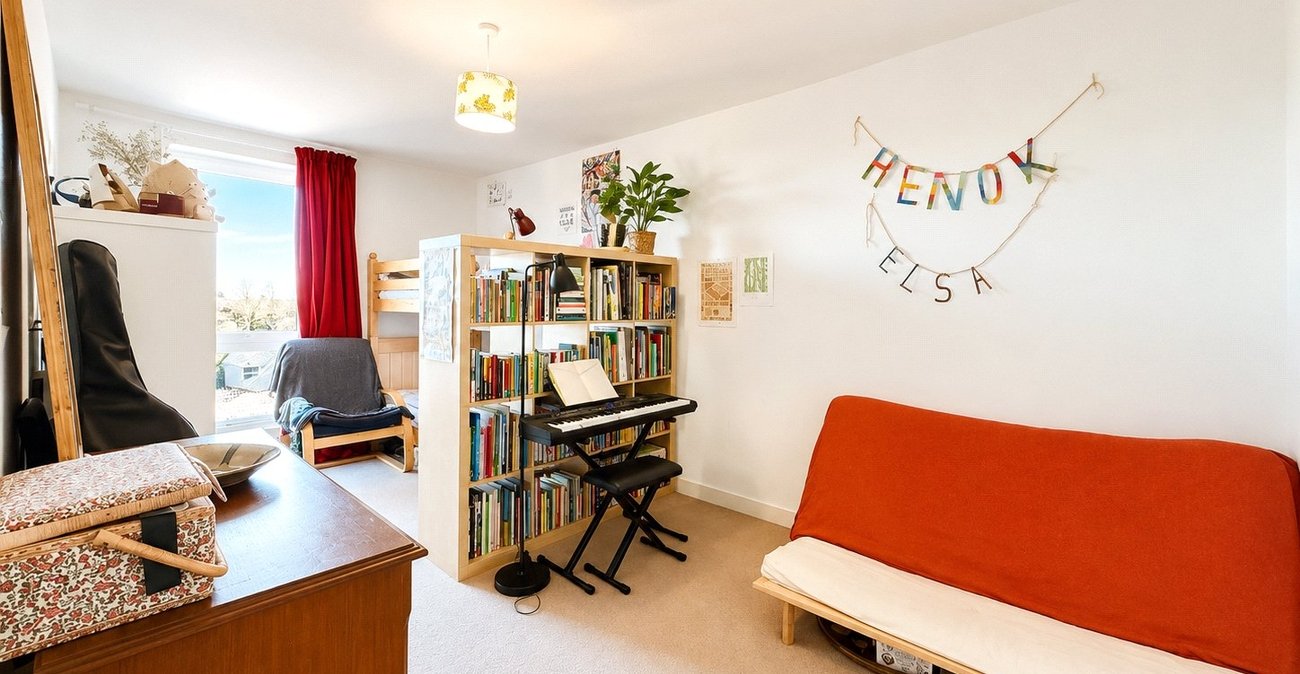 2 bedroom property for sale in Conington Road | Robinson Jackson