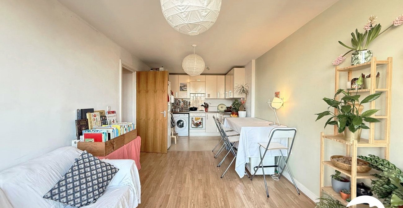 2 bedroom property for sale in Conington Road | Robinson Jackson