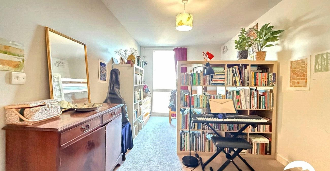 2 bedroom property for sale in Conington Road | Robinson Jackson