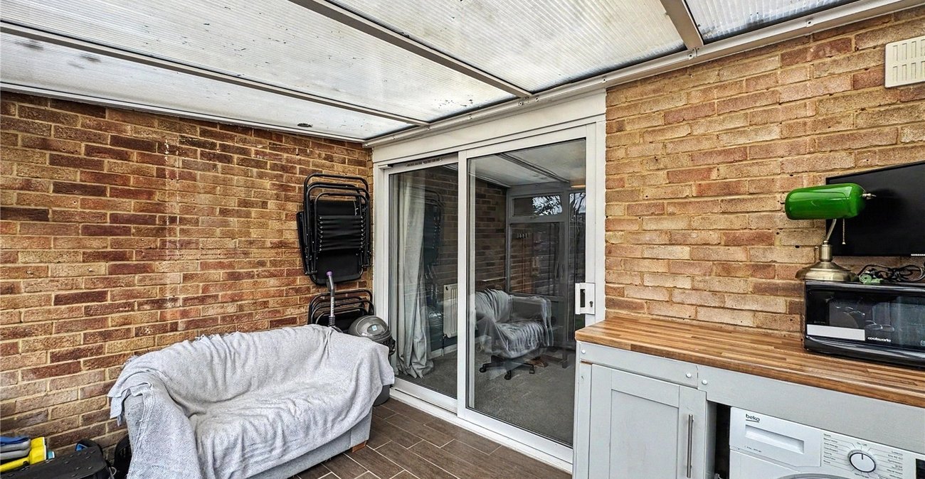 2 bedroom house for sale in Parkwood | Robinson Michael & Jackson
