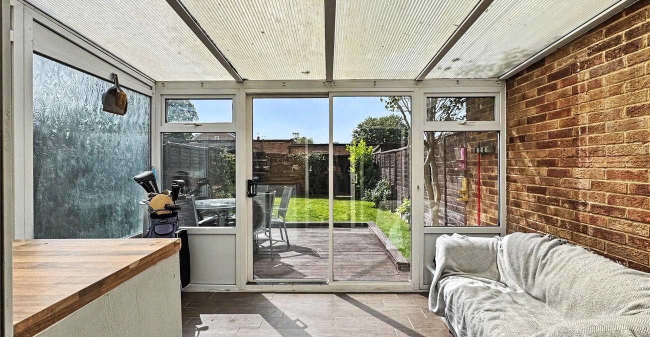 2 bedroom house for sale in Parkwood | Robinson Michael & Jackson