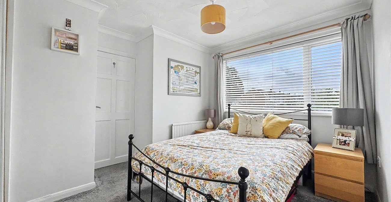 2 bedroom house for sale in Parkwood | Robinson Michael & Jackson
