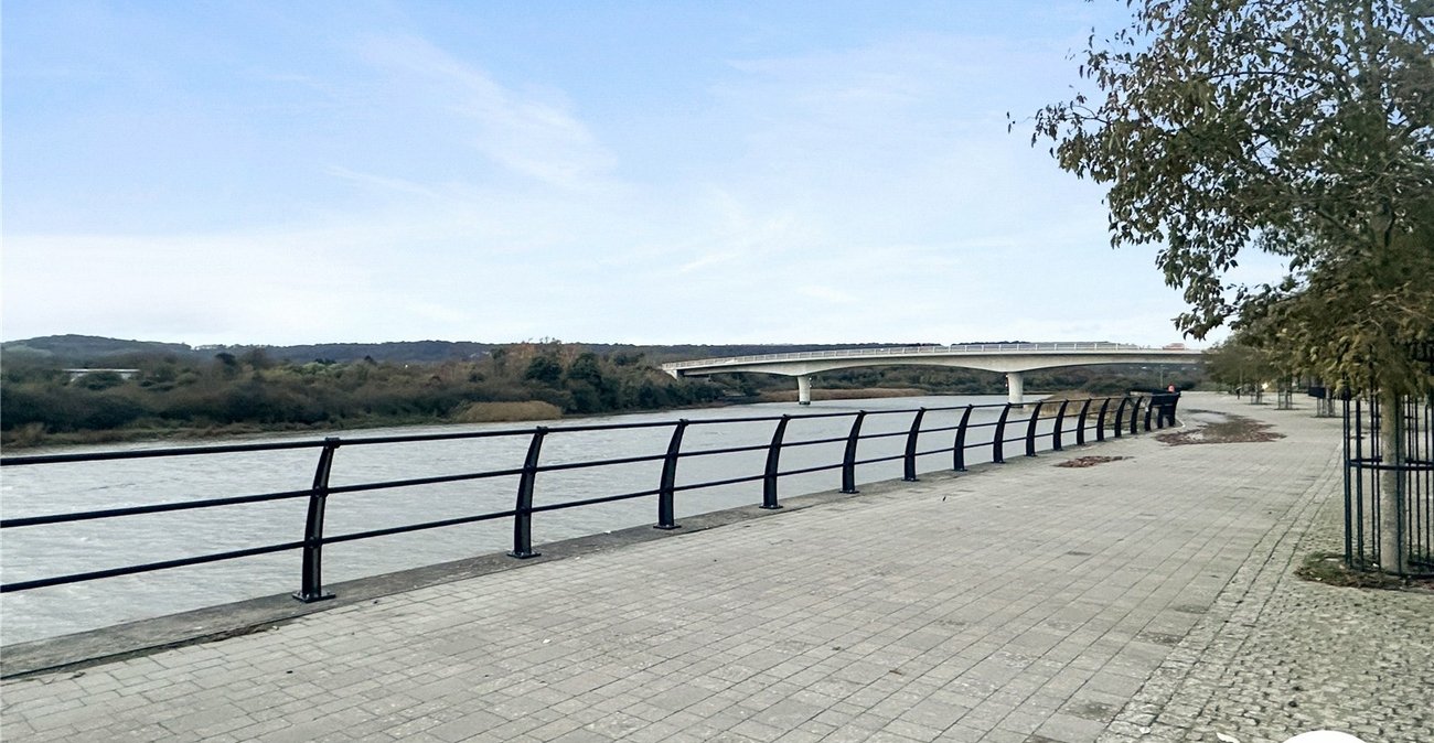 1 bedroom property for sale in Wouldham | Robinson Michael & Jackson