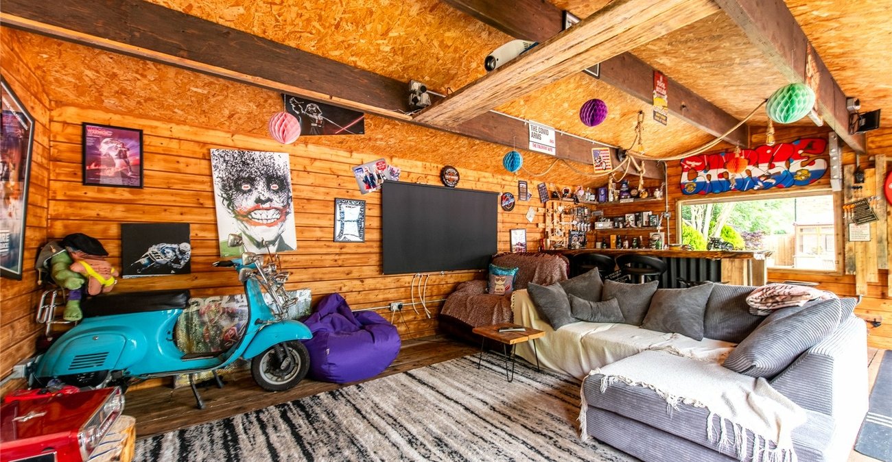 5 bedroom house for sale in Rochester | Robinson Michael & Jackson