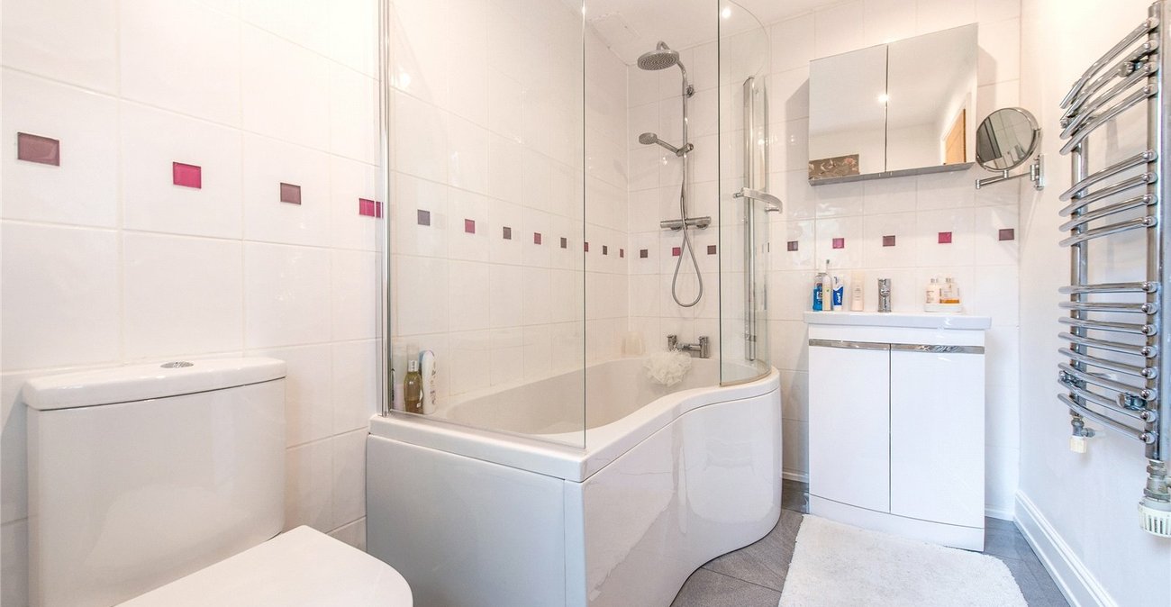 5 bedroom house for sale in Rochester | Robinson Michael & Jackson