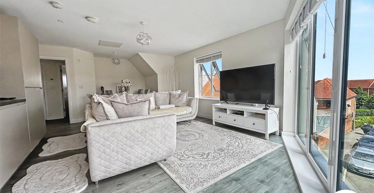 2 bedroom property for sale in Chatham | Robinson Michael & Jackson