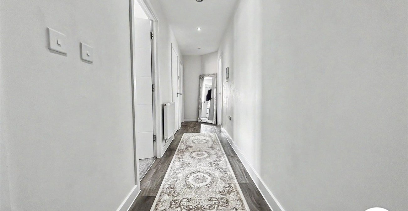 2 bedroom property for sale in Chatham | Robinson Michael & Jackson