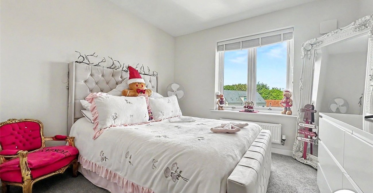2 bedroom property for sale in Chatham | Robinson Michael & Jackson