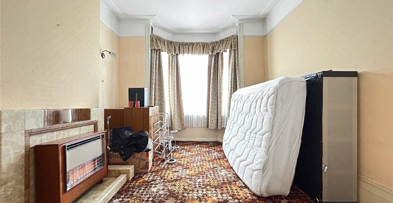 4 bedroom house for sale in Gillingham | Robinson Michael & Jackson