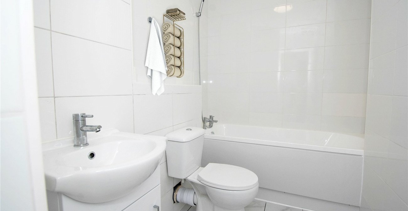 2 bedroom property for sale in Erith | Robinson Jackson