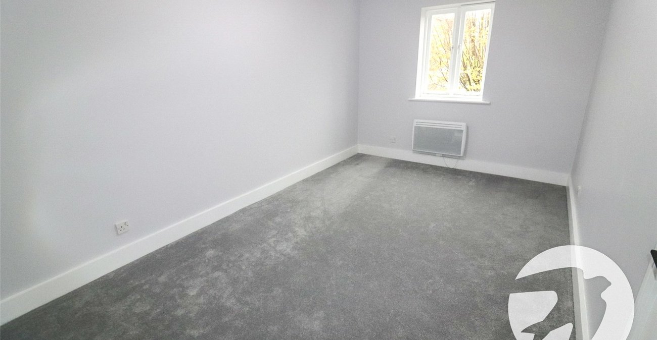 2 bedroom property for sale in Erith | Robinson Jackson