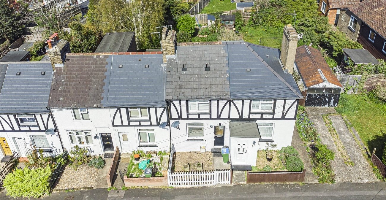 2 bedroom house for sale in South Darenth | Robinson Jackson
