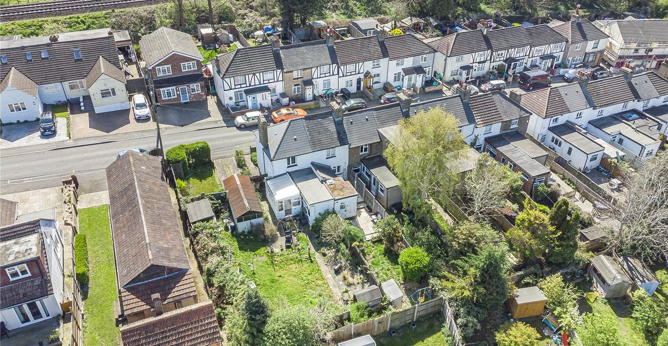 2 bedroom house for sale in South Darenth | Robinson Jackson