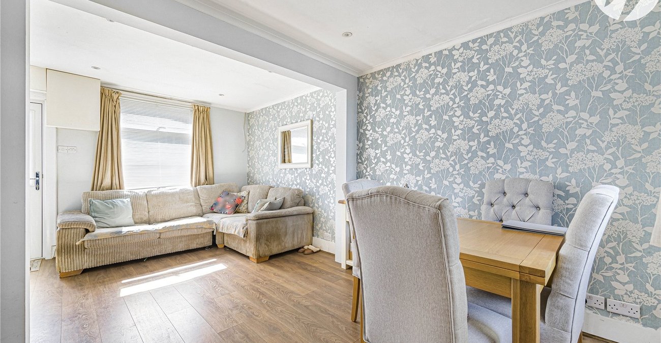 2 bedroom house for sale in South Darenth | Robinson Jackson