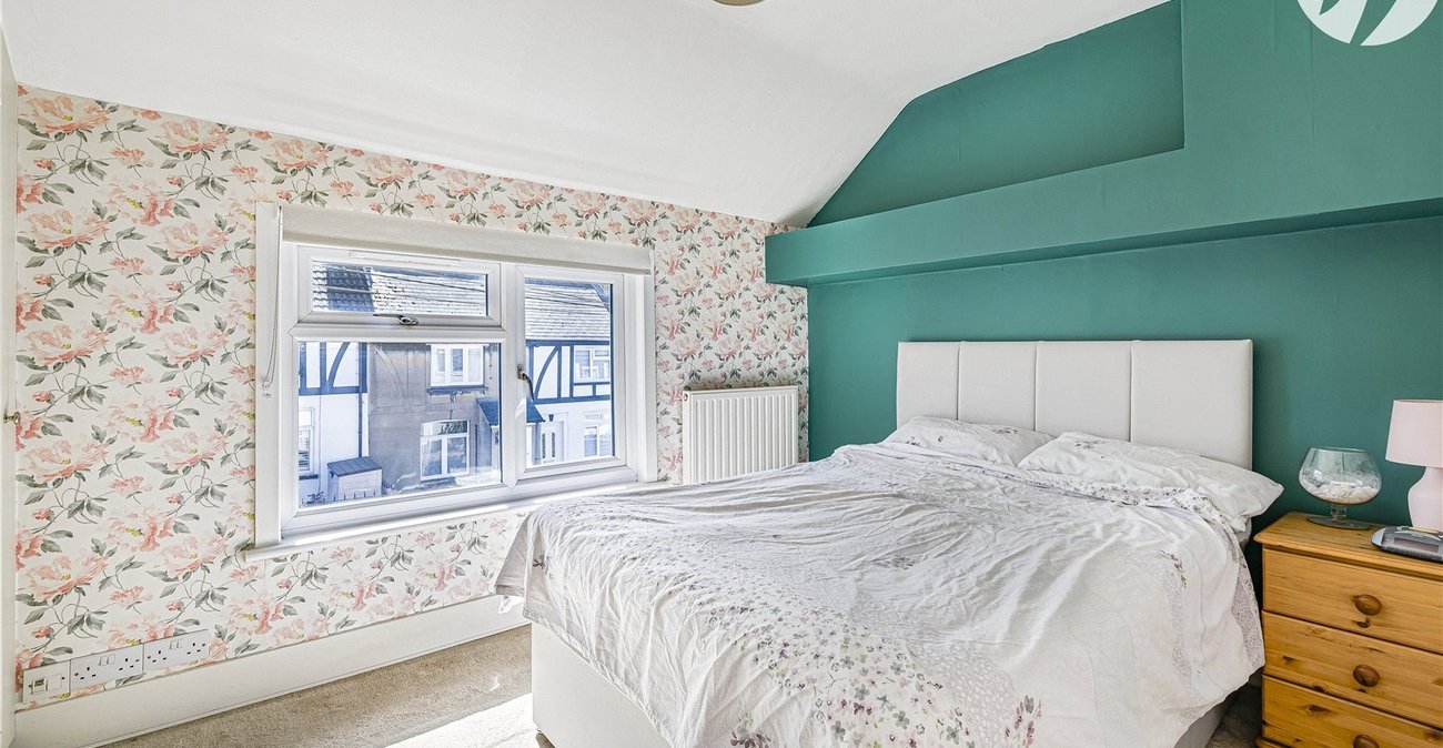 2 bedroom house for sale in South Darenth | Robinson Jackson