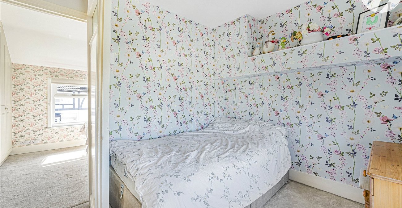 2 bedroom house for sale in South Darenth | Robinson Jackson