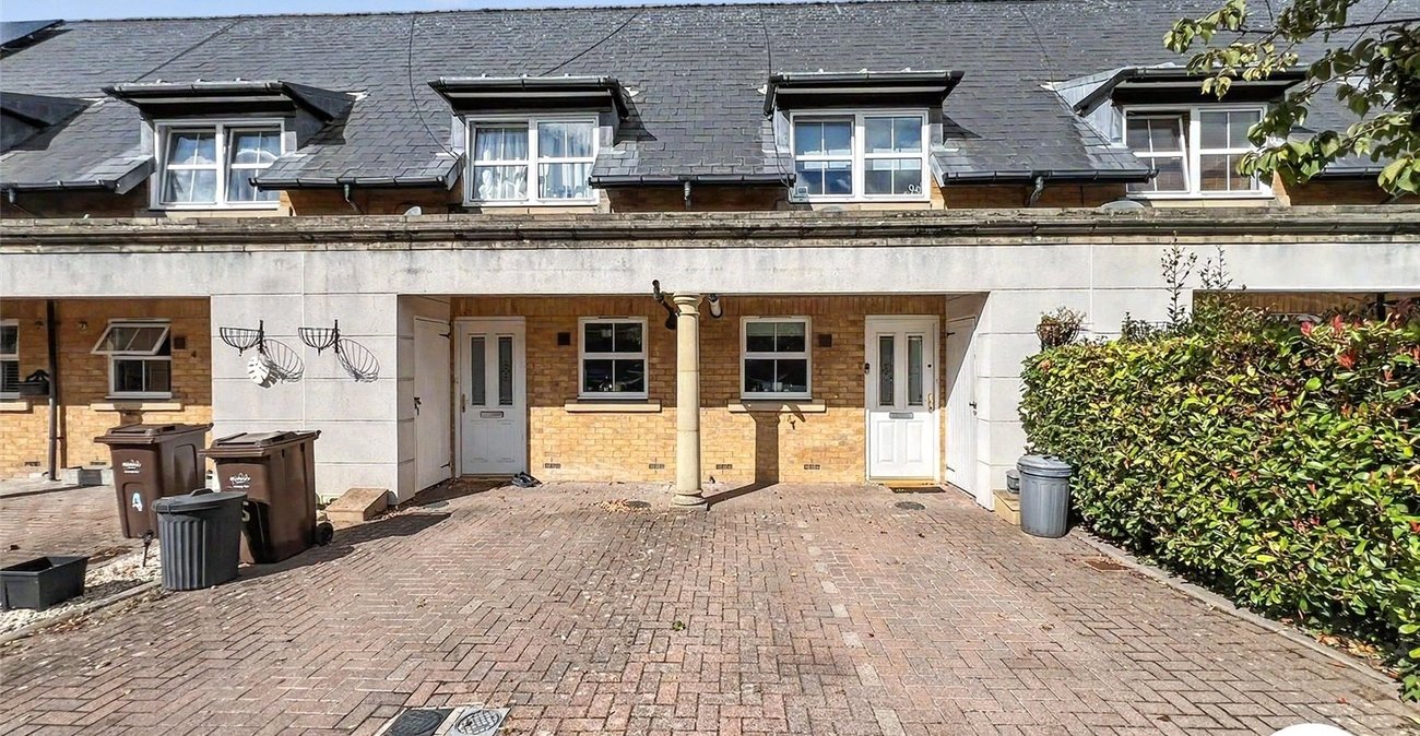 2 bedroom house for sale in Chatham | Robinson Michael & Jackson