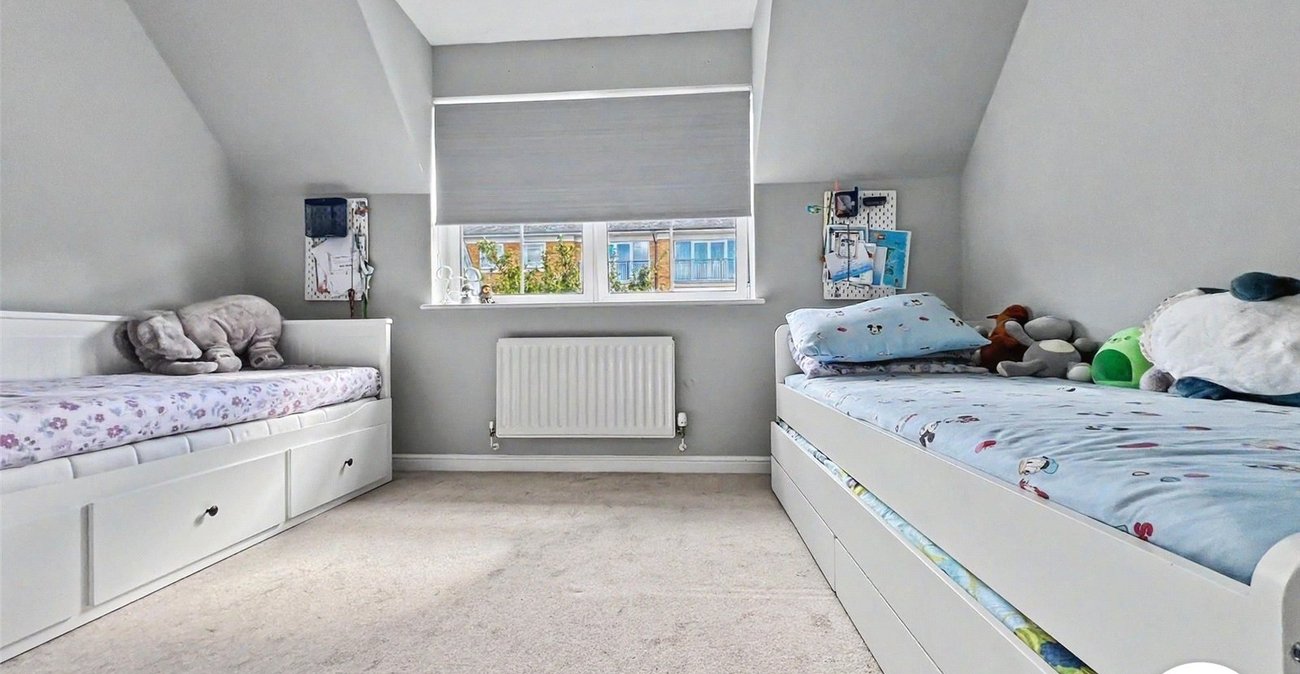 2 bedroom house for sale in Chatham | Robinson Michael & Jackson