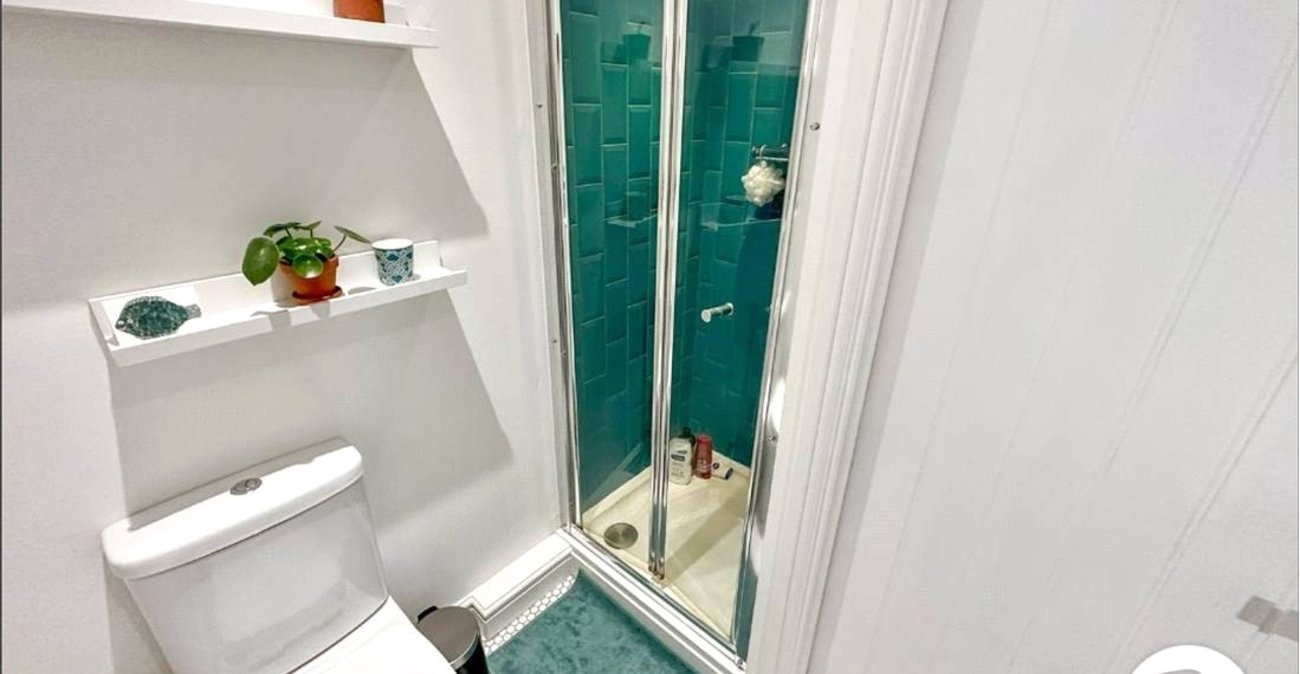 2 bedroom house for sale in Chatham | Robinson Michael & Jackson
