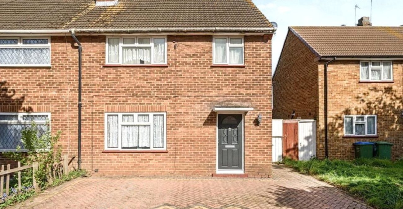 3 bedroom house for sale in Erith | Robinson Jackson