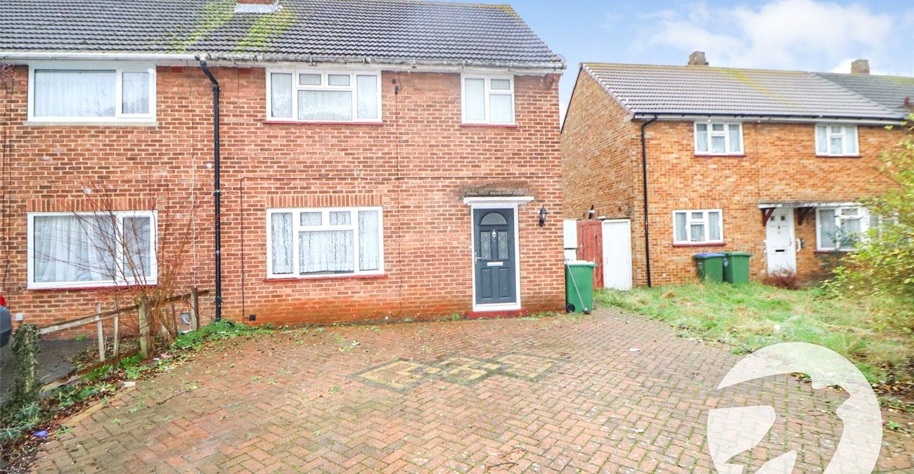 3 bedroom house for sale in Erith | Robinson Jackson