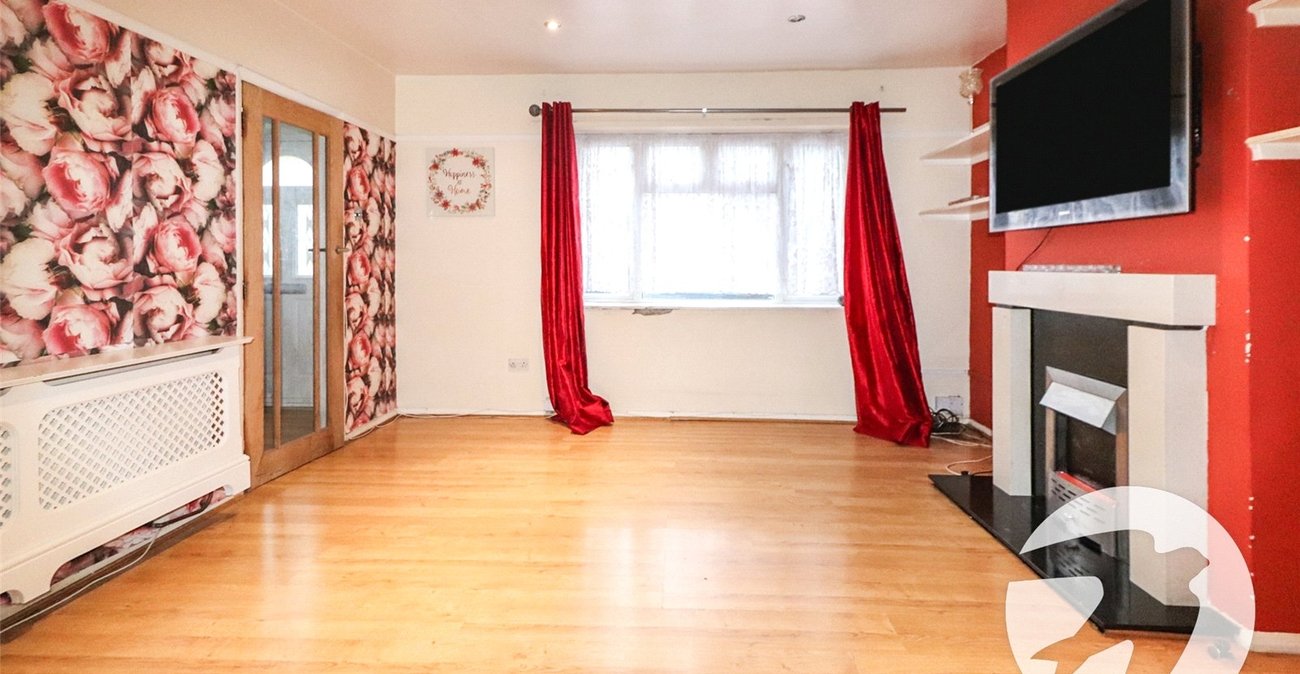 3 bedroom house for sale in Erith | Robinson Jackson