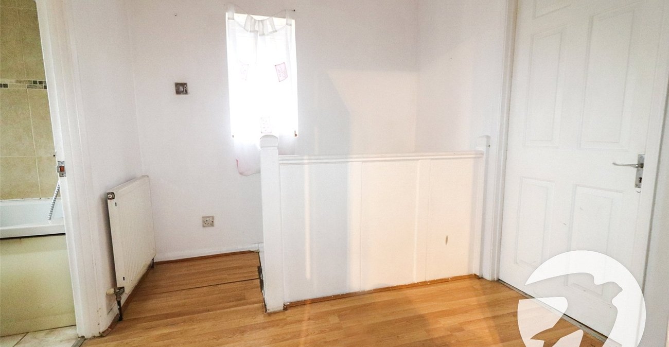 3 bedroom house for sale in Erith | Robinson Jackson