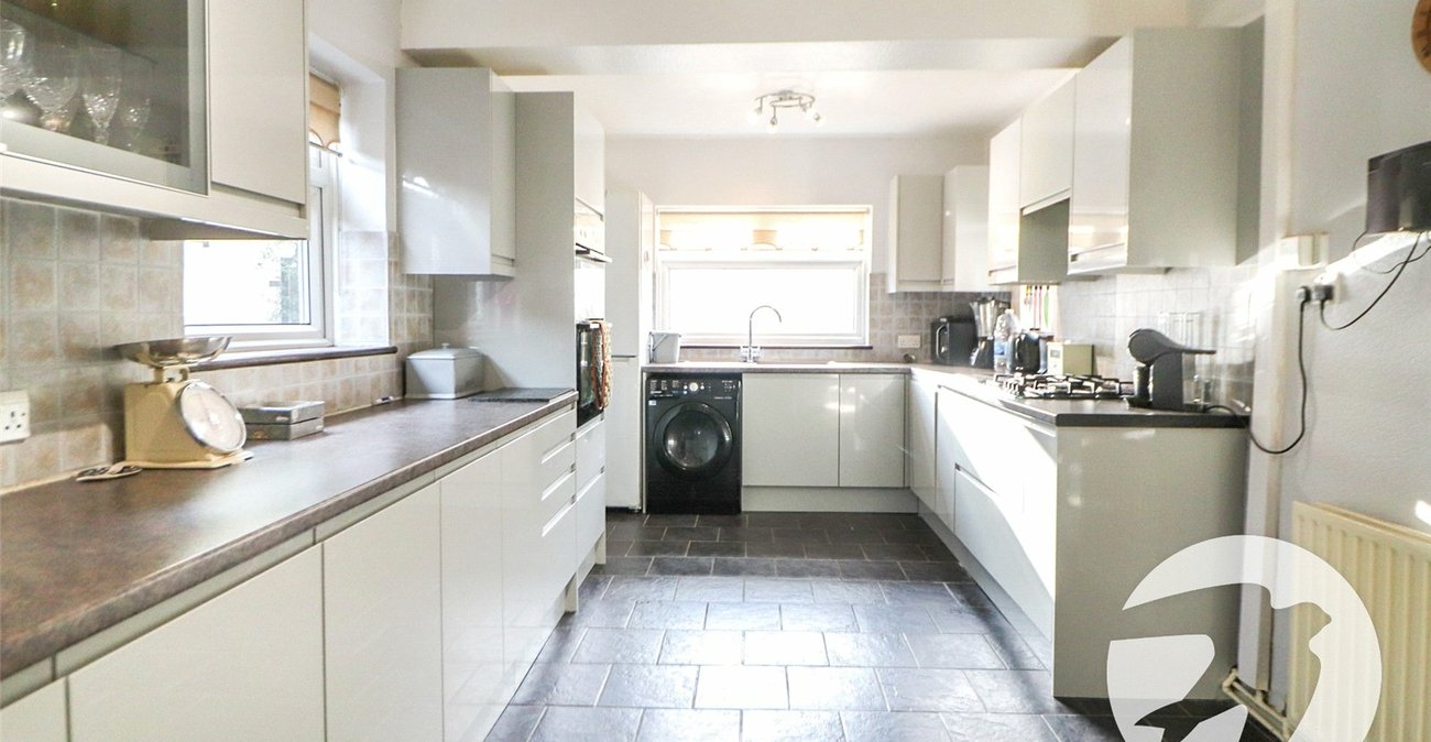 3 bedroom house for sale in Slade Green | Robinson Jackson
