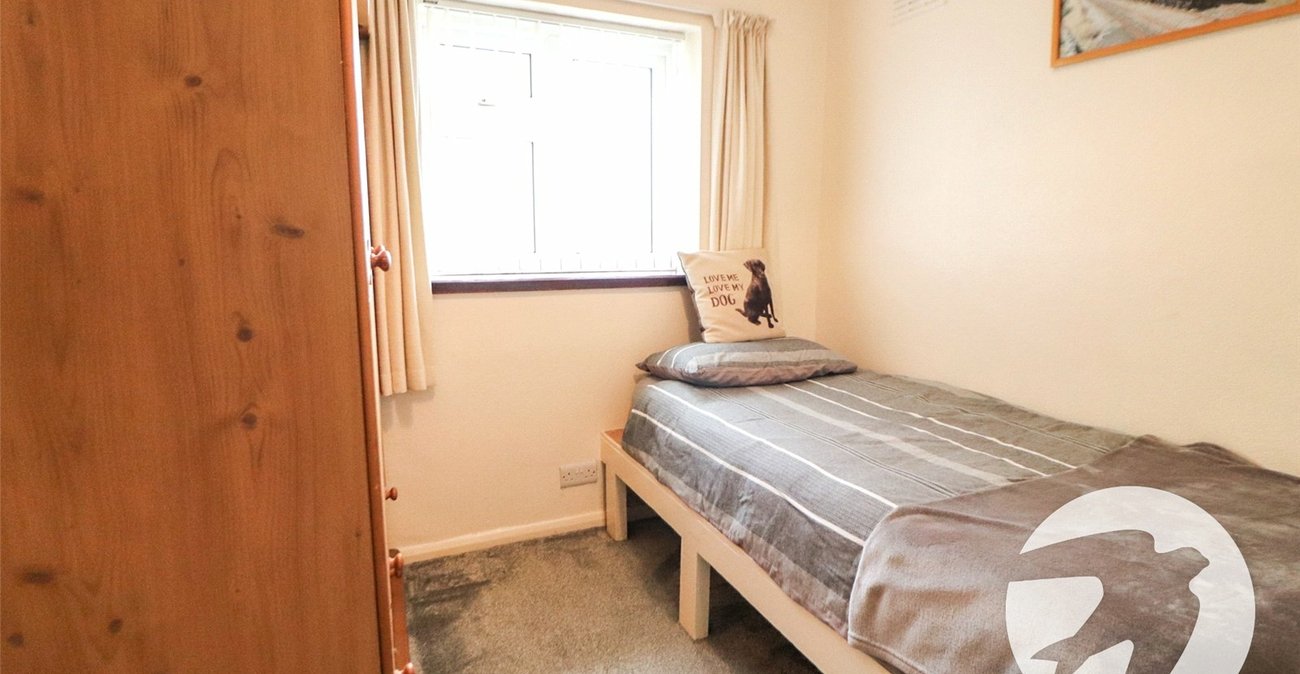 3 bedroom house for sale in Slade Green | Robinson Jackson